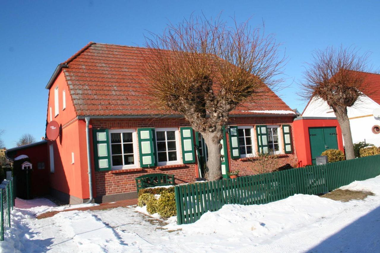 Ferienwohnung Leitzsch Вустров Экстерьер фото