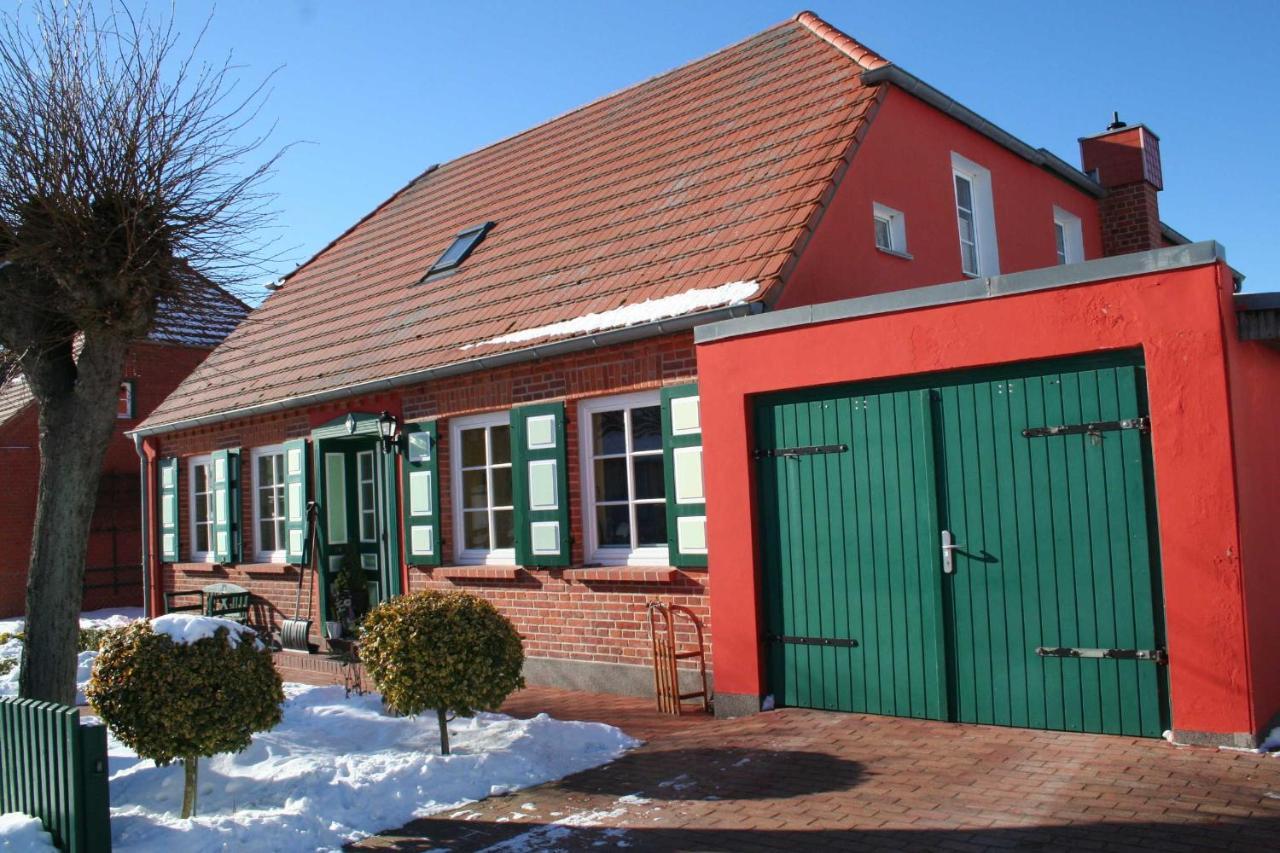Ferienwohnung Leitzsch Вустров Экстерьер фото